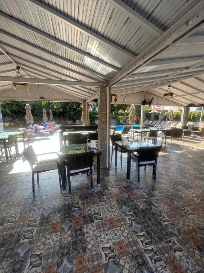 Imperial Apart İçmeler Dış mekan fotoğraf